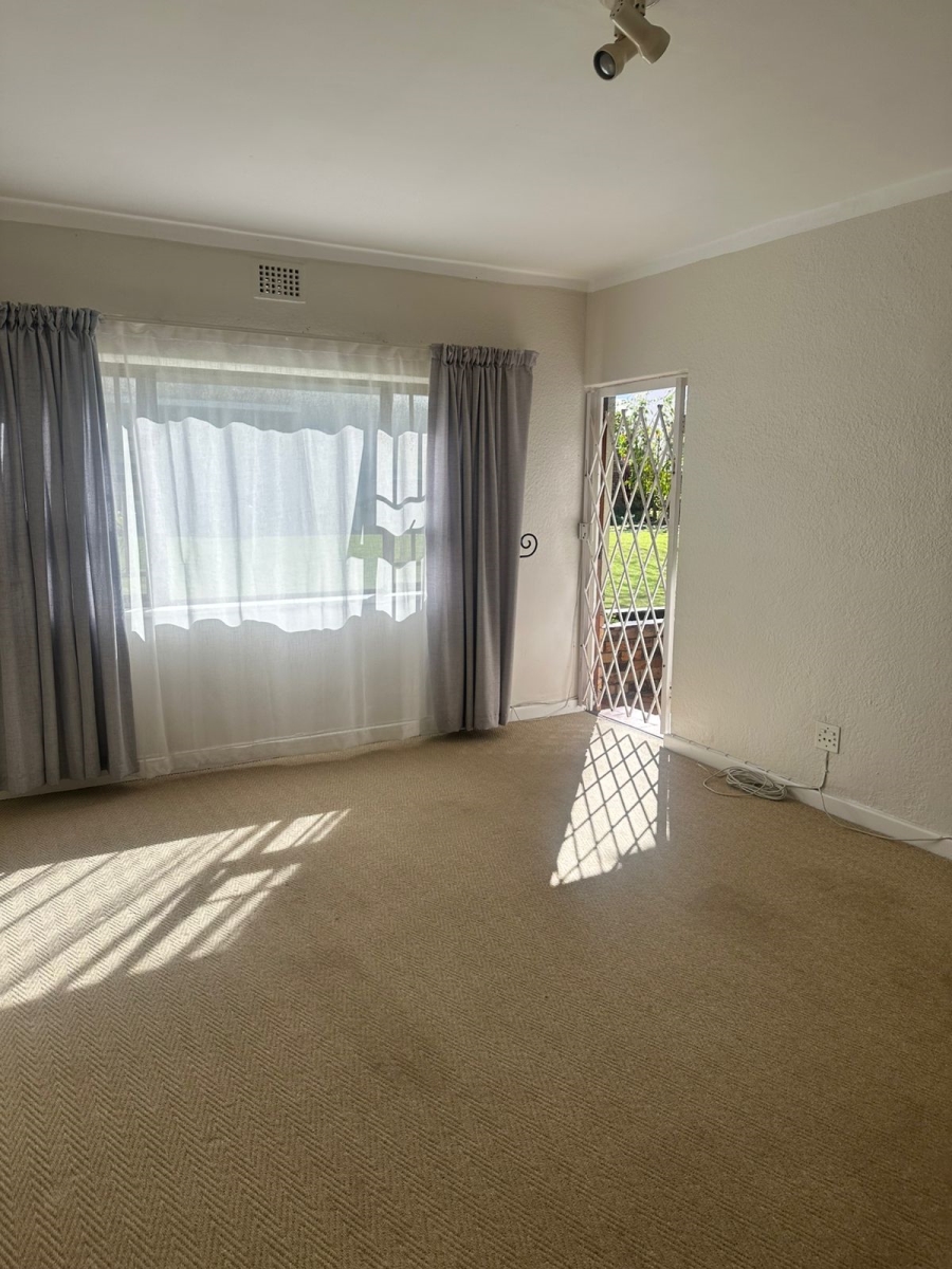 To Let 1 Bedroom Property for Rent in Kenilworth Western Cape